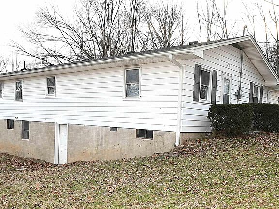 4th image of 15336 County Farm Rd