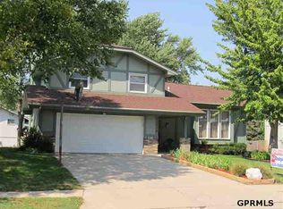 12806 Grant Cir, Omaha, NE 68164