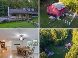 439 Rocky Ridge Rd, Spring Grove, PA 17362