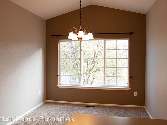 2nd image of 626 Scotch Pine Dr