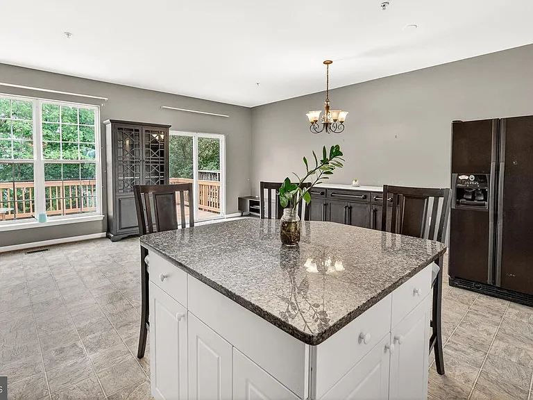 2572 Carrington Way — Photo 20