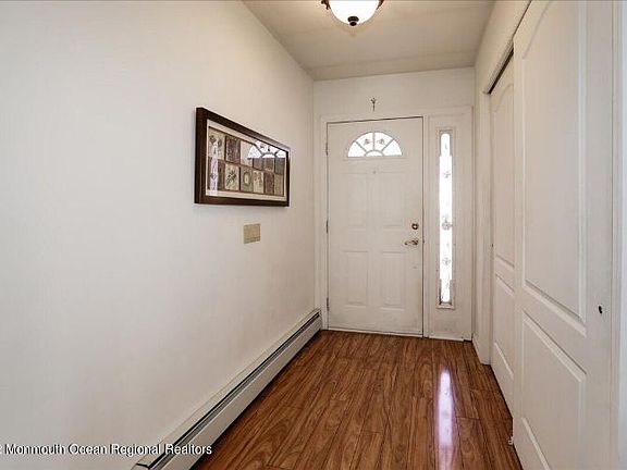 5th image of 20 Blackpool Way