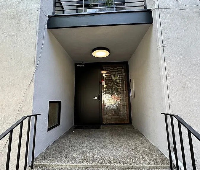 2330 Warring St #131 — Photo 11