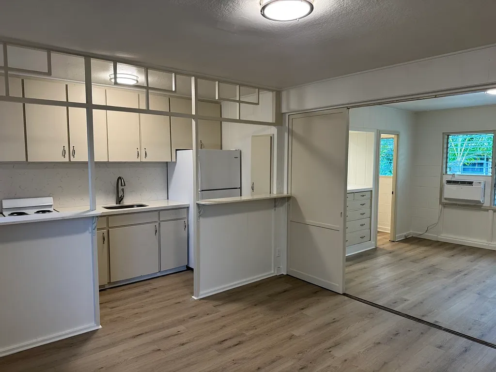 1 bed, 400 sqft, $1,950 — Photo 1