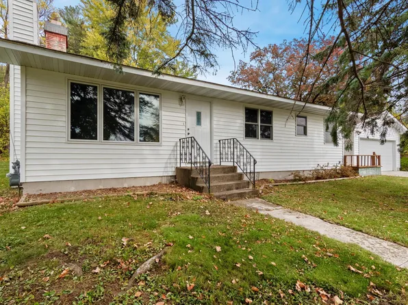 220 Arlington Dr, Amery, WI 54001