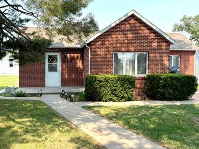 317 N 3rd St, Wakeeney, KS, 67672