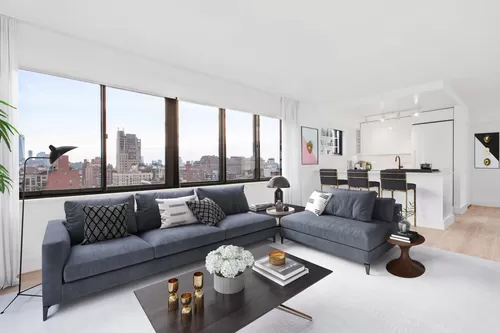 Living room with expansive city view - The Chelsea
