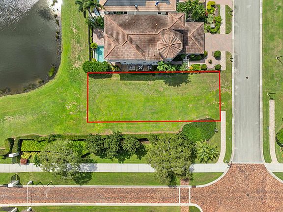 3rd image of 103 SE Santa Gardenia