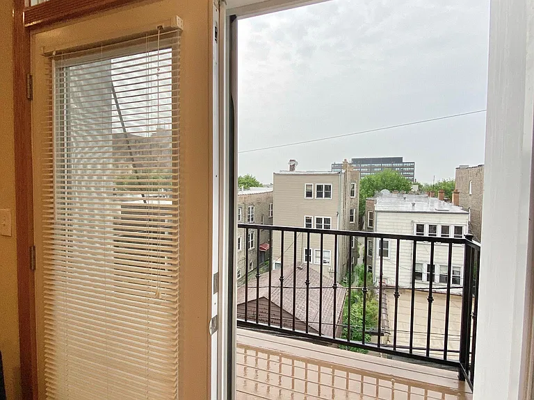 2336 W Augusta Blvd #3R — Photo 15