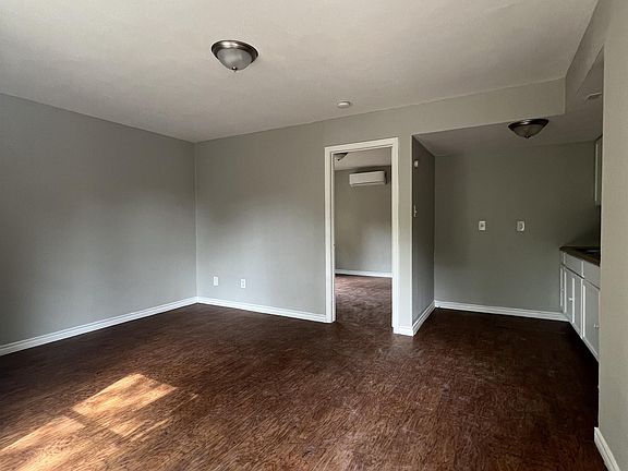 3rd image of 1723 W Mayfield Blvd #3