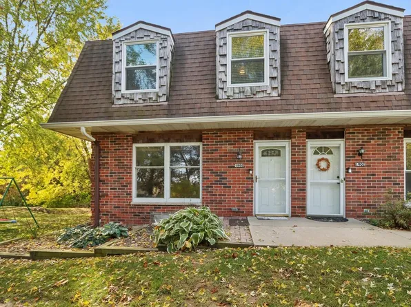 1900 Camden LANE, West Bend, WI 53090