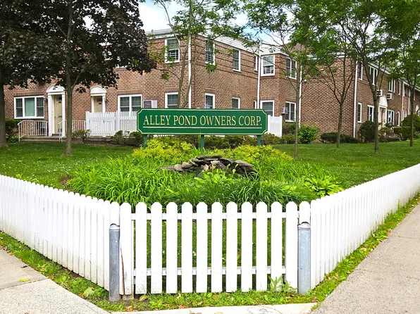 224-20 Kingsbury Avenue image 1 of 4