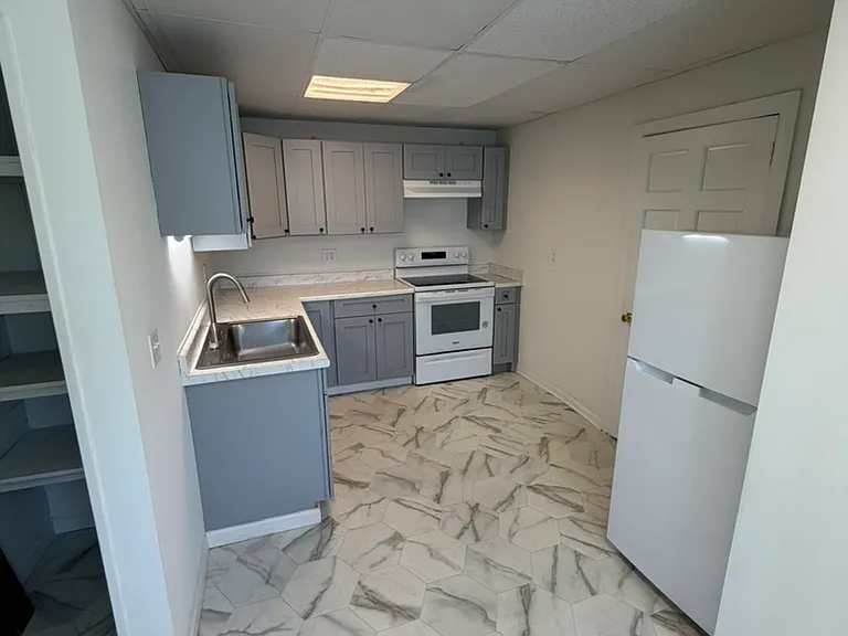 108 S River St #101 — Photo 13