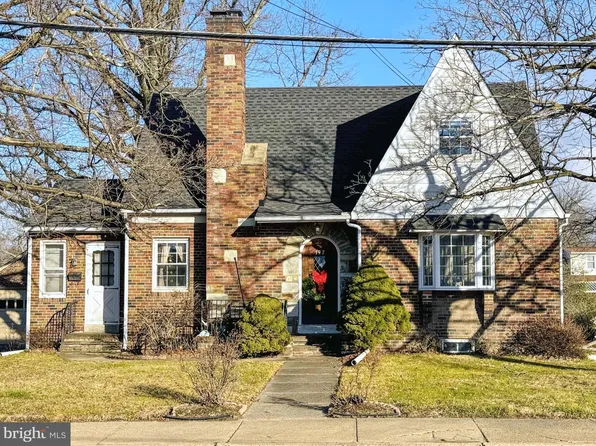 197 N Pine St, Langhorne, PA 19047