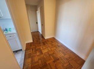 64-43 188th St #L3, Fresh Meadows, NY 11365