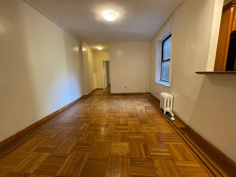 615 W 186th St #3I — Photo 4