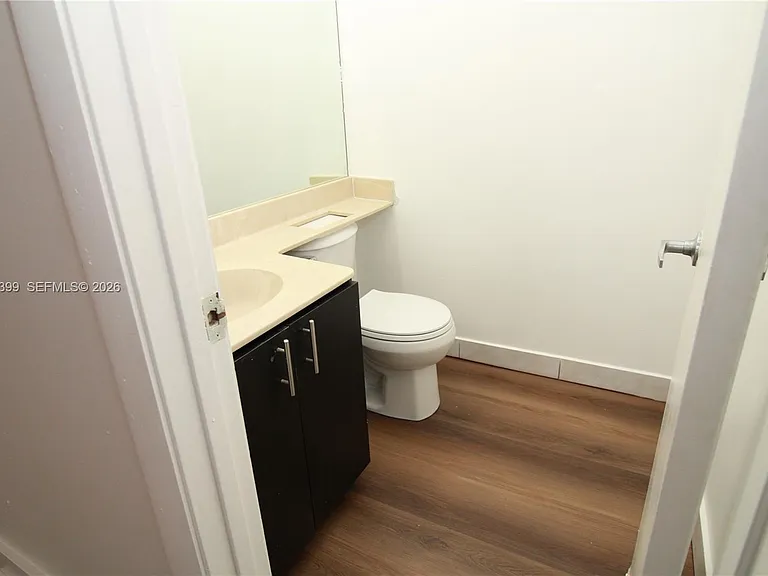 1423 Avon Ln #210 — Photo 9
