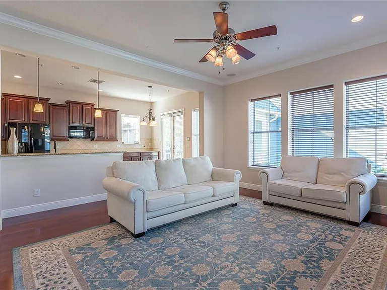 1608 Hanks Ave — Photo 17