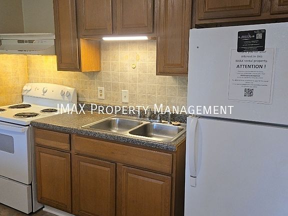 5th image of 3720 Panorama Ave NW APT 32-3
