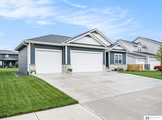 11535 S 191st St, Gretna, NE 68028