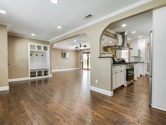 5th image of 14431 Southern Pines Ct