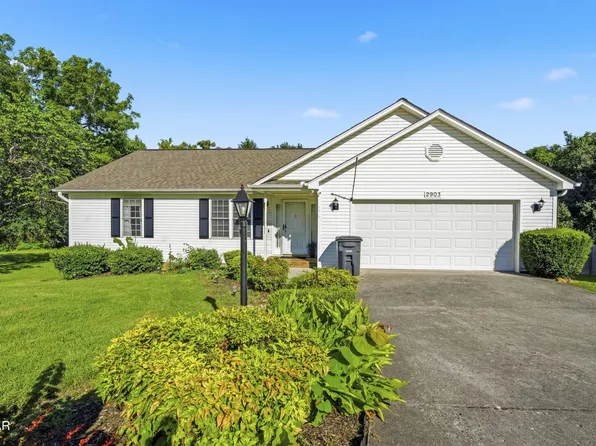 2903 Large Oak Ln, Knoxville, TN 37921