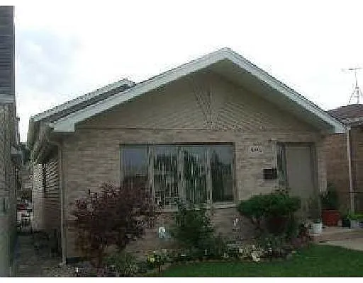 4740 S Lockwood Ave photo 1