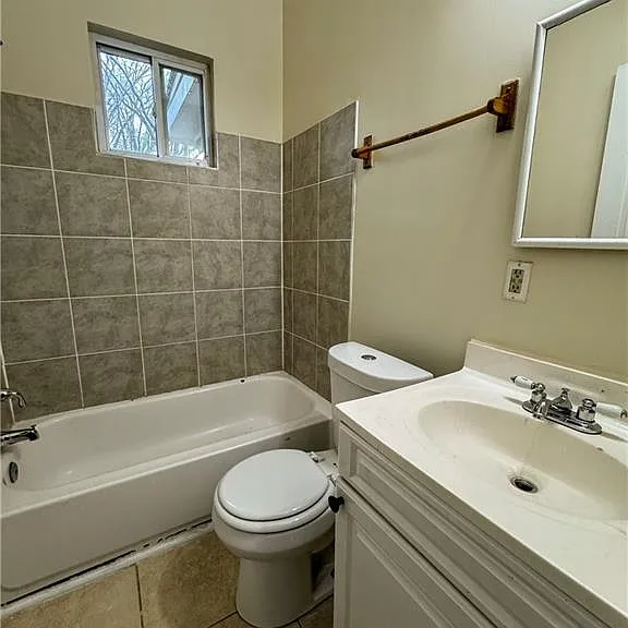 1637 Columbia Dr — Photo 20