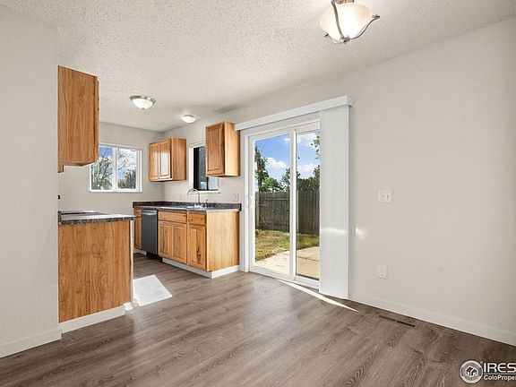 3rd image of 2054 Wedgewood Dr