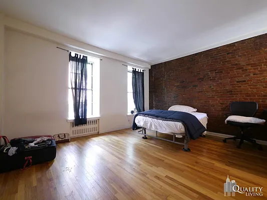 Rented by (Legacy) NY Quality Living Uptown | media 17