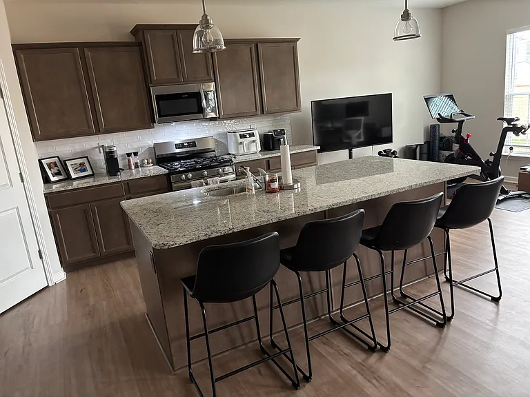 2486 Dittany Ln — Photo 2