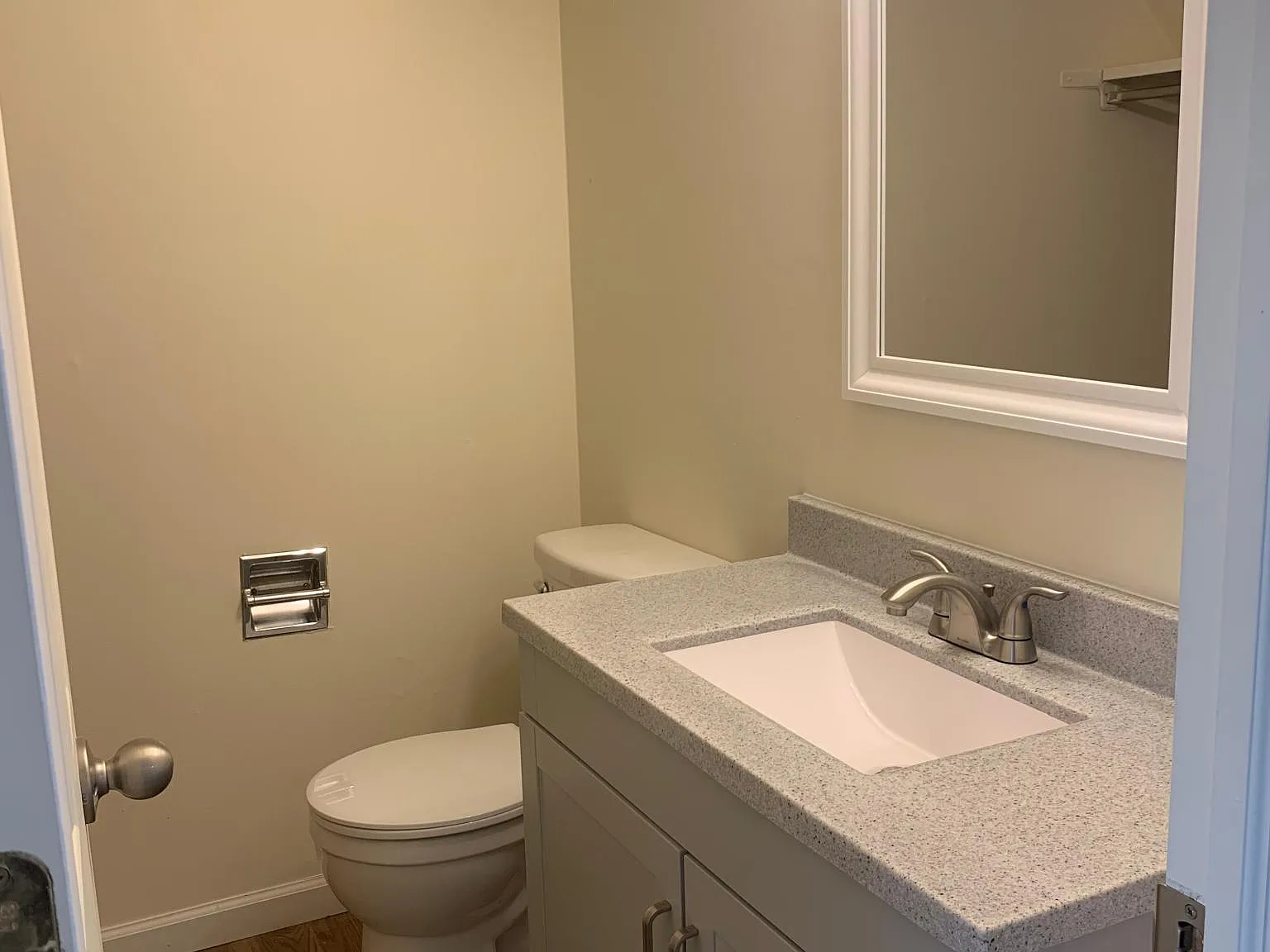 2 bed, 1080 sqft, $1,400 — Photo 4