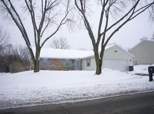 5061 Strathaven Dr, Dayton, OH 45424