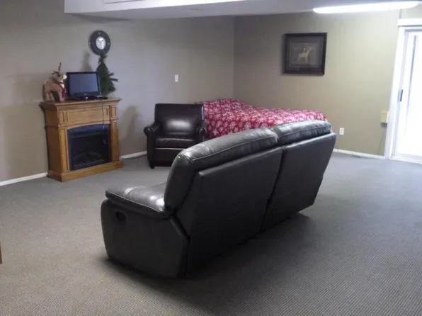 4205 Foothill Dr, Rapid City, SD 57702