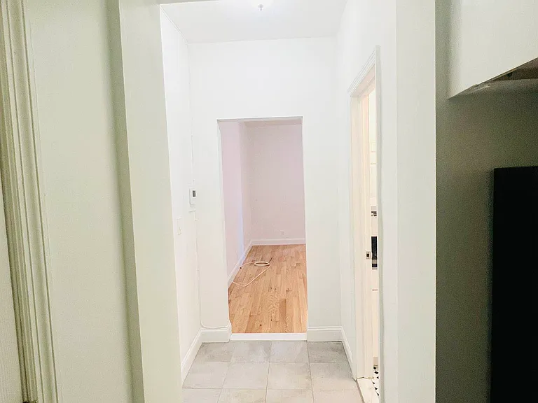 31-32 29th St #2 — Photo 5