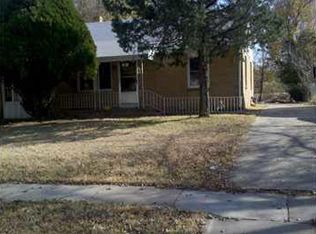 4129 Regents Ln, Wichita, KS 67208