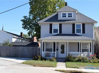 113 Walnut St, Rossford, OH 43460