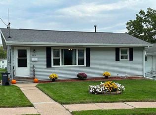 2859 Indiana Ave, Dubuque, IA 52001