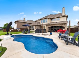 1056 Knoxbridge Rd, Forney, TX 75126