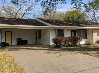 3812 Driftwood Ln, Tyler, TX 75701