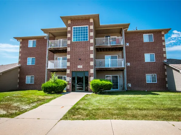 651 SE Dovetail Rd #1, Grimes, IA 50111