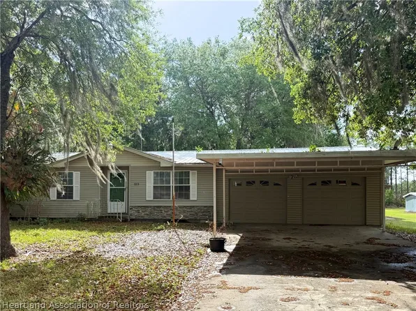 5719 Wolf Lake Rd, Sebring, FL 33875