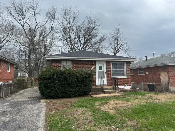 8932 Bessemer Ave, Saint Louis, MO 63134