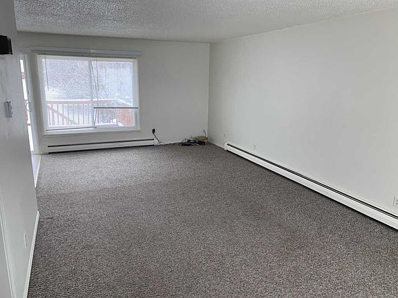2nd image of 2235/2237 W Foothills Dr