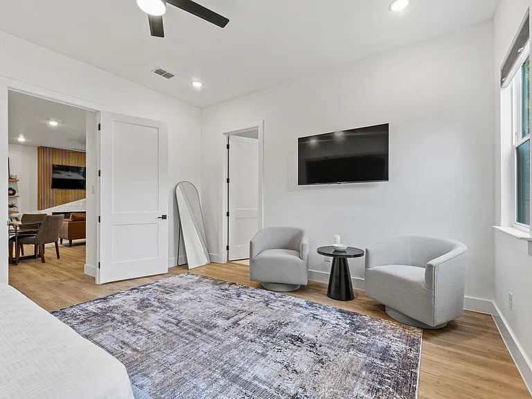 404 Cleaves St — Photo 15