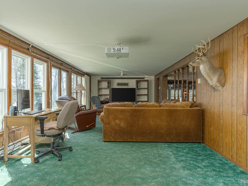 274 N Angeli Rd, Iron River, MI 49935 | MLS #50202373 | Zillow
