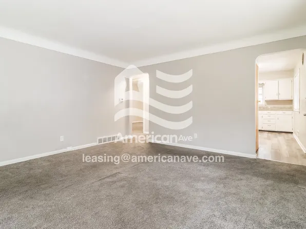 4045 Nebraska Ave, Toledo, OH 43607