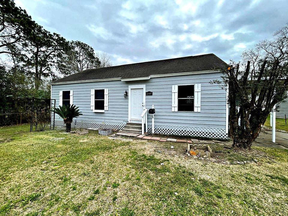 1st image of 2107 Avenue E