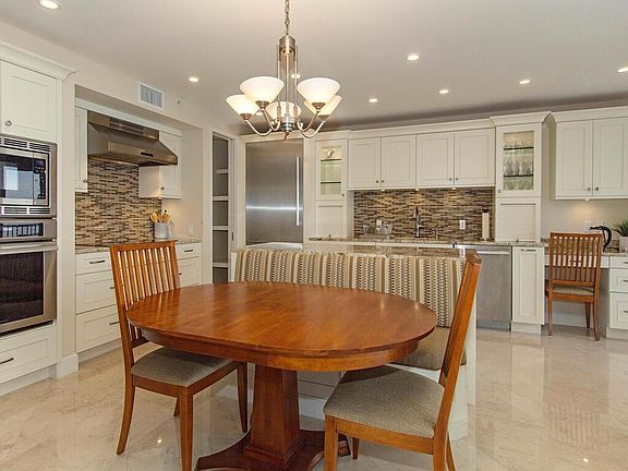 5th image of 7225 Pelican Bay Blvd Unit 1903