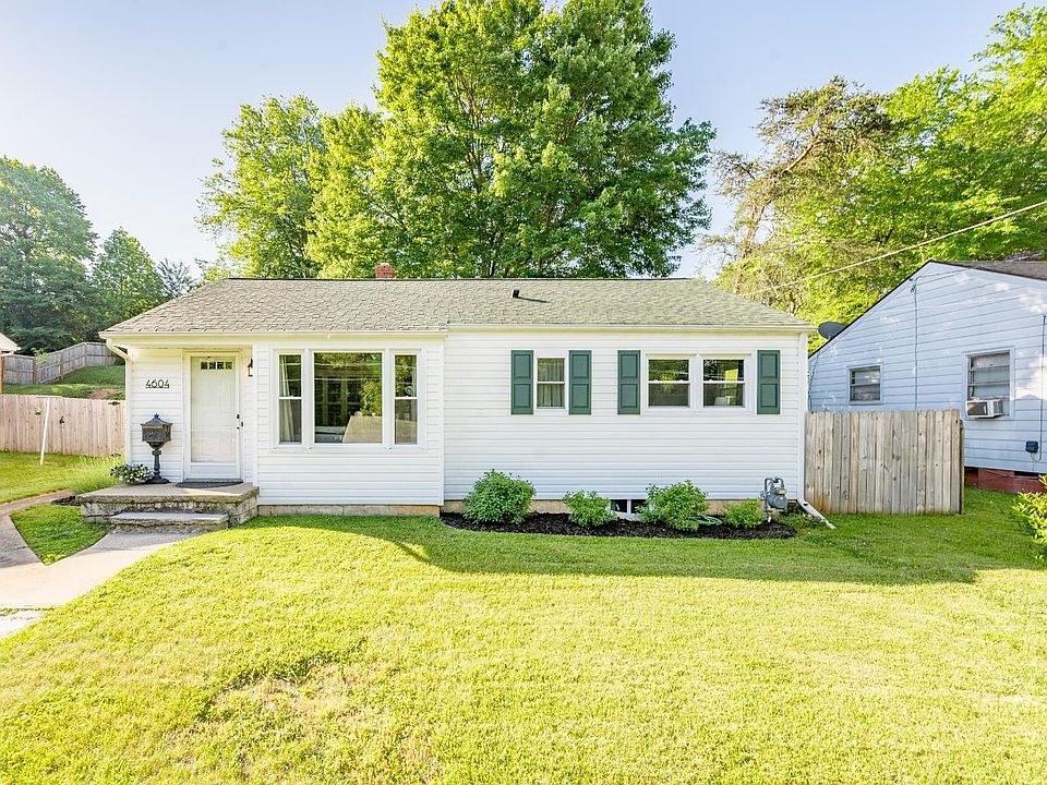 1st image of 4604 Greenwood Dr